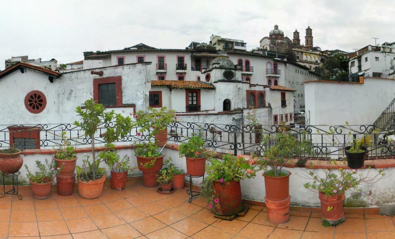 Posada Joan Sebastian Hotel Taxco de Alarcon Buitenkant foto